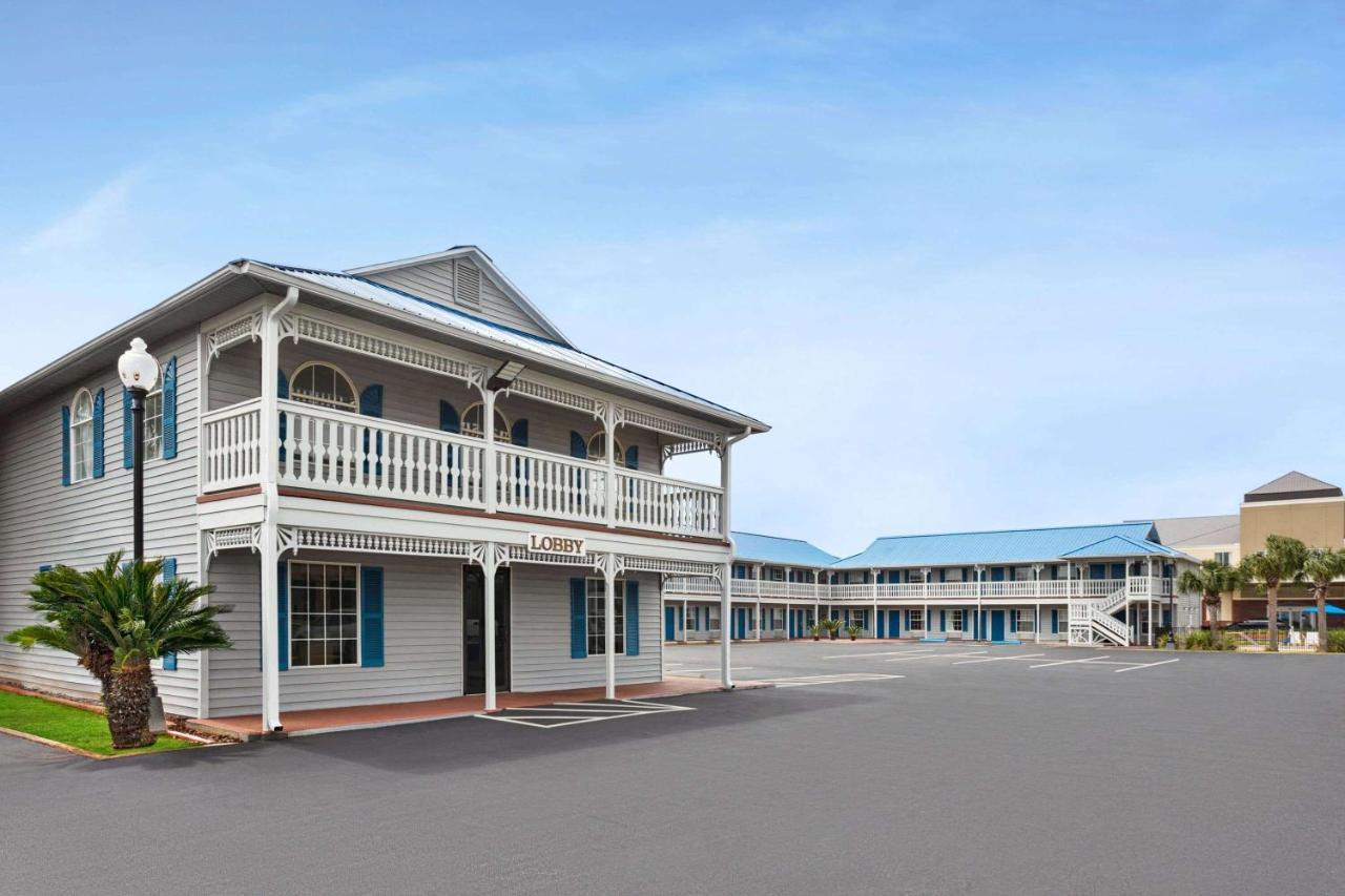 Motel Super 8 By Wyndham Foley Esterno foto