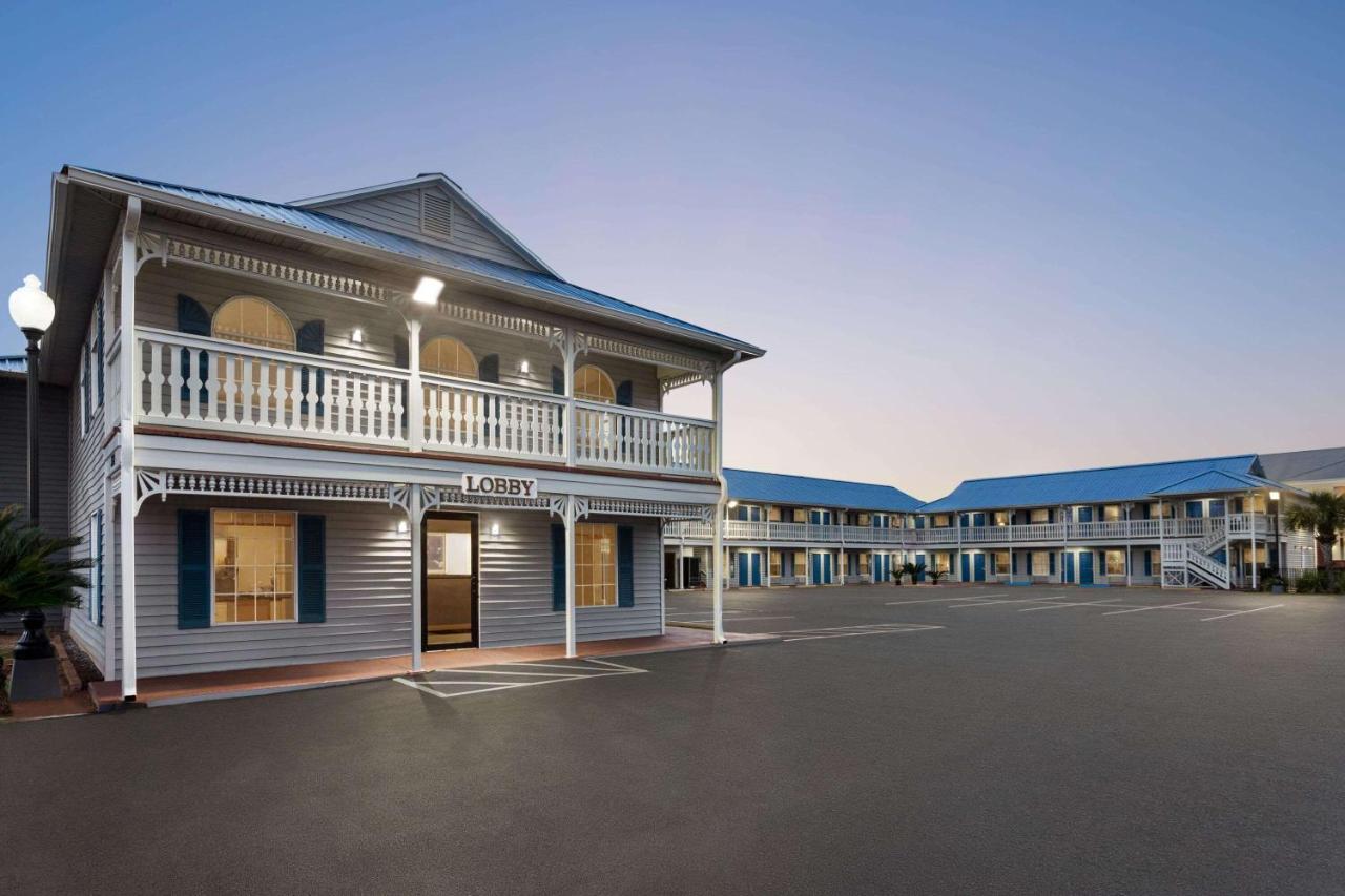Motel Super 8 By Wyndham Foley Esterno foto