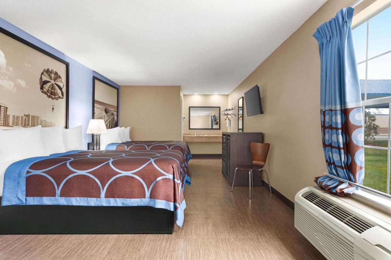 Motel Super 8 By Wyndham Foley Esterno foto