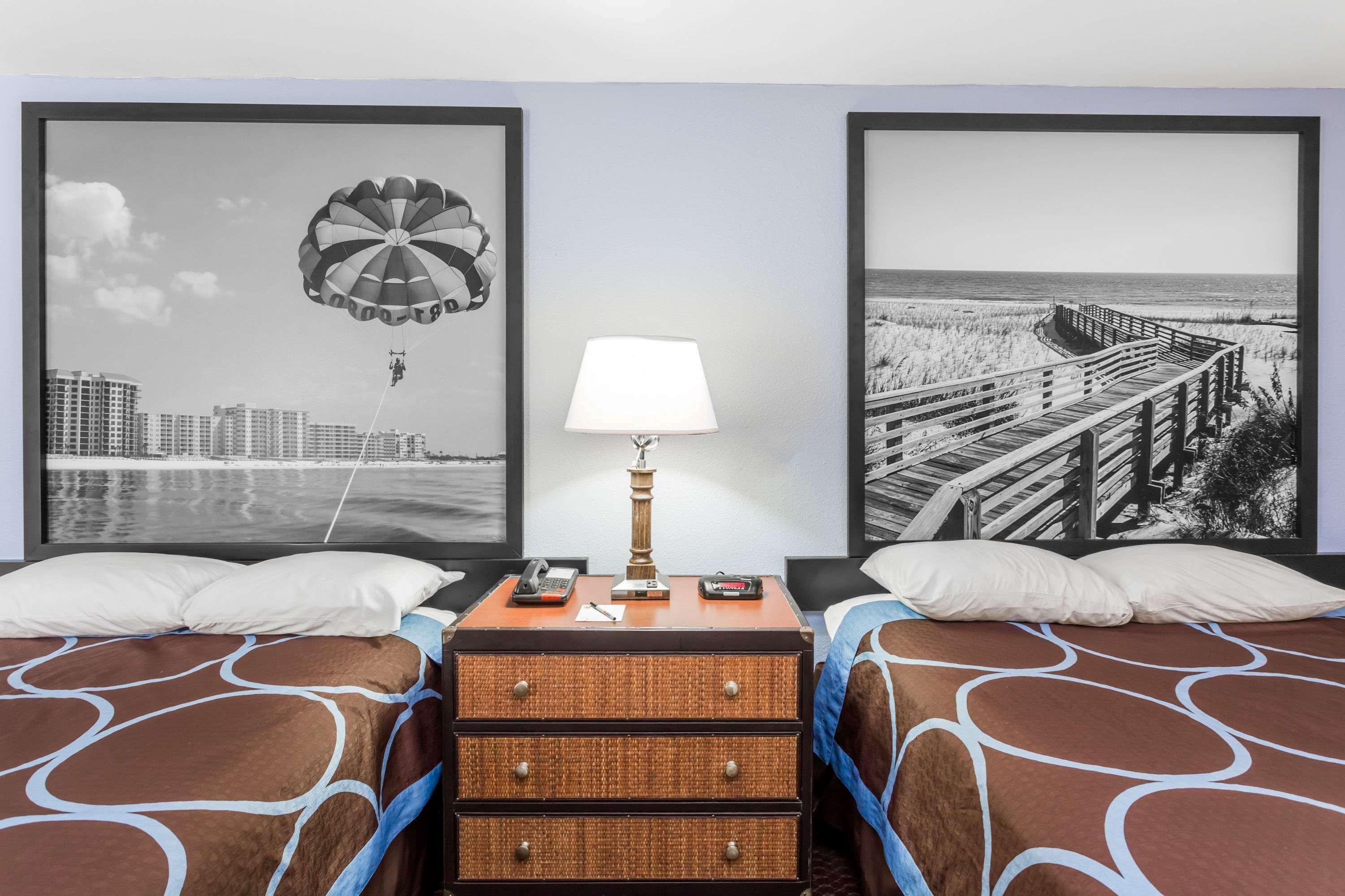 Motel Super 8 By Wyndham Foley Esterno foto