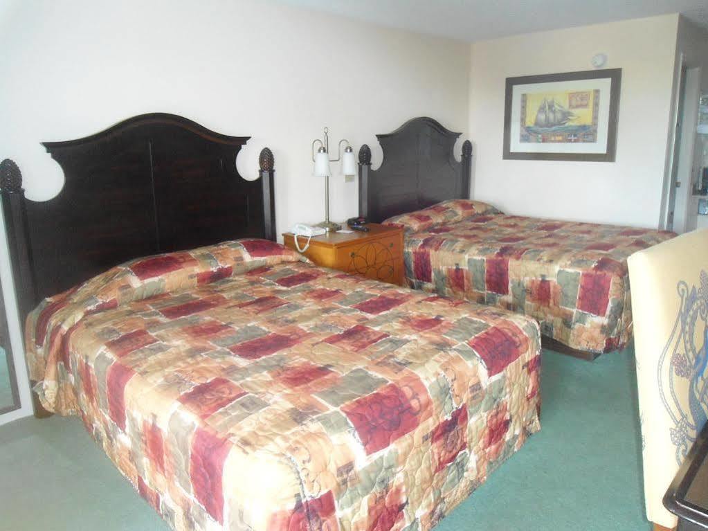 Motel Super 8 By Wyndham Foley Esterno foto
